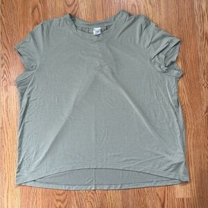 Athleta Gray Green Relaxed Crew Neck tee L